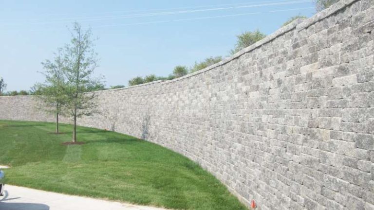 5 Things Every Sedalia, MO Homeowner Should Know Before Building A Retaining Wall